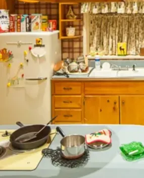 MAD MEN: Donald and Megan Draper's 1960s Kitchen Cookware