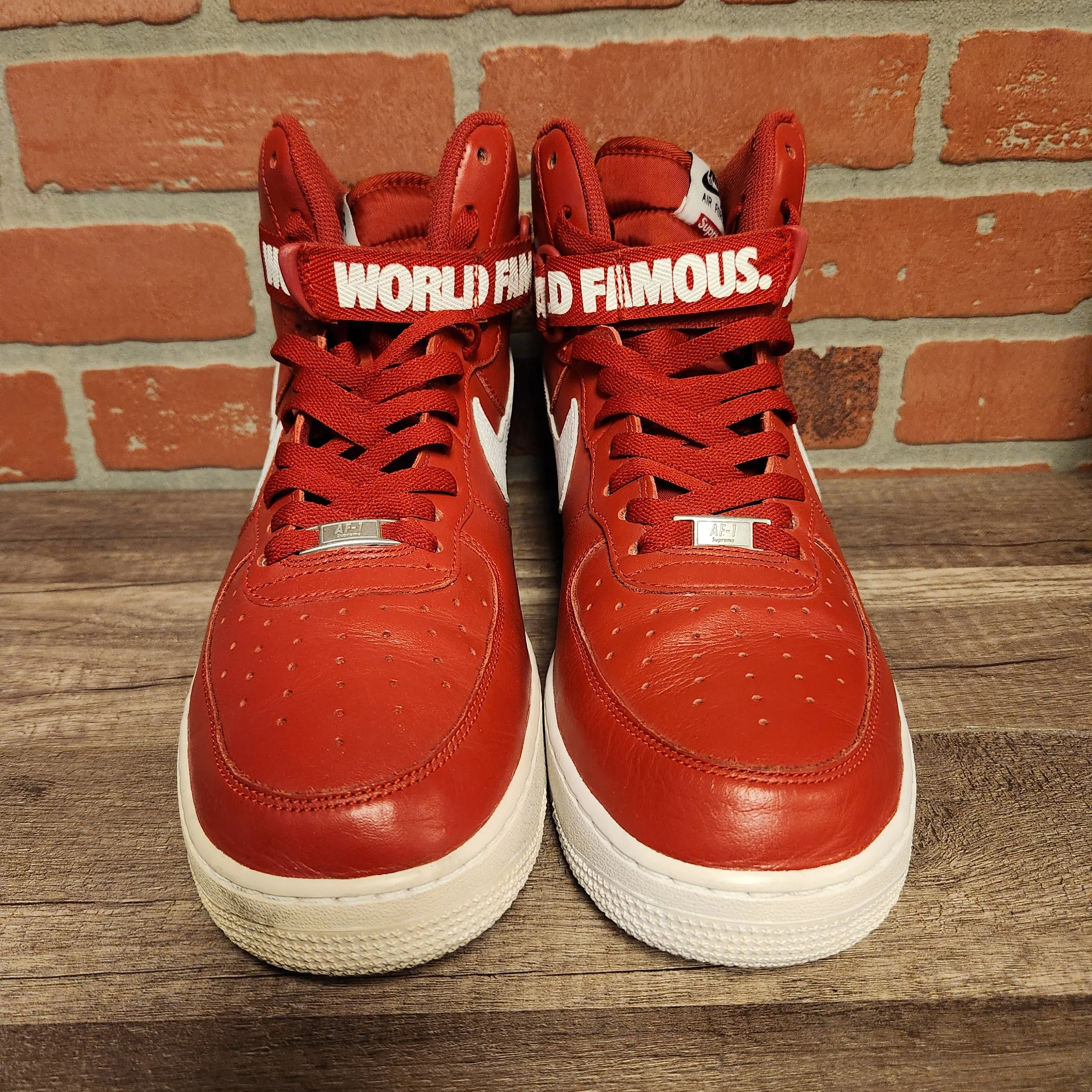 Nike Air Force 1 High Supreme Red