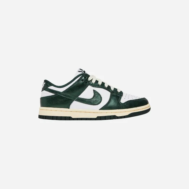 NIKE  DUNK LOW VINTAGE GREEN