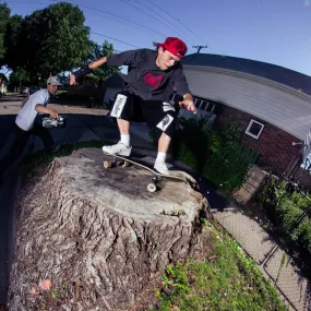 PRIVATE SKATEBOARD LESSON (WITH JAKOB)