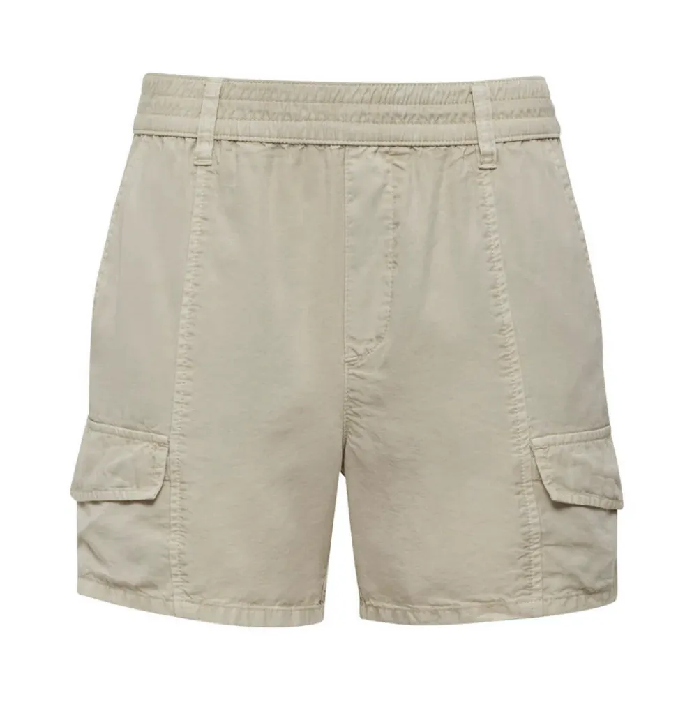 RELAXED REBEL SHORT