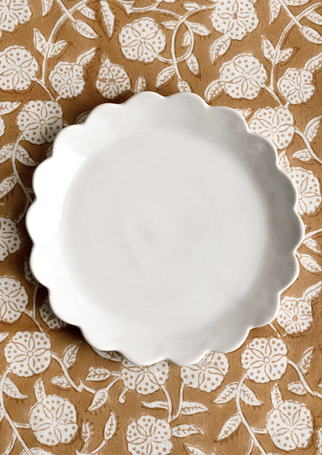 Scalloped Dessert Plate