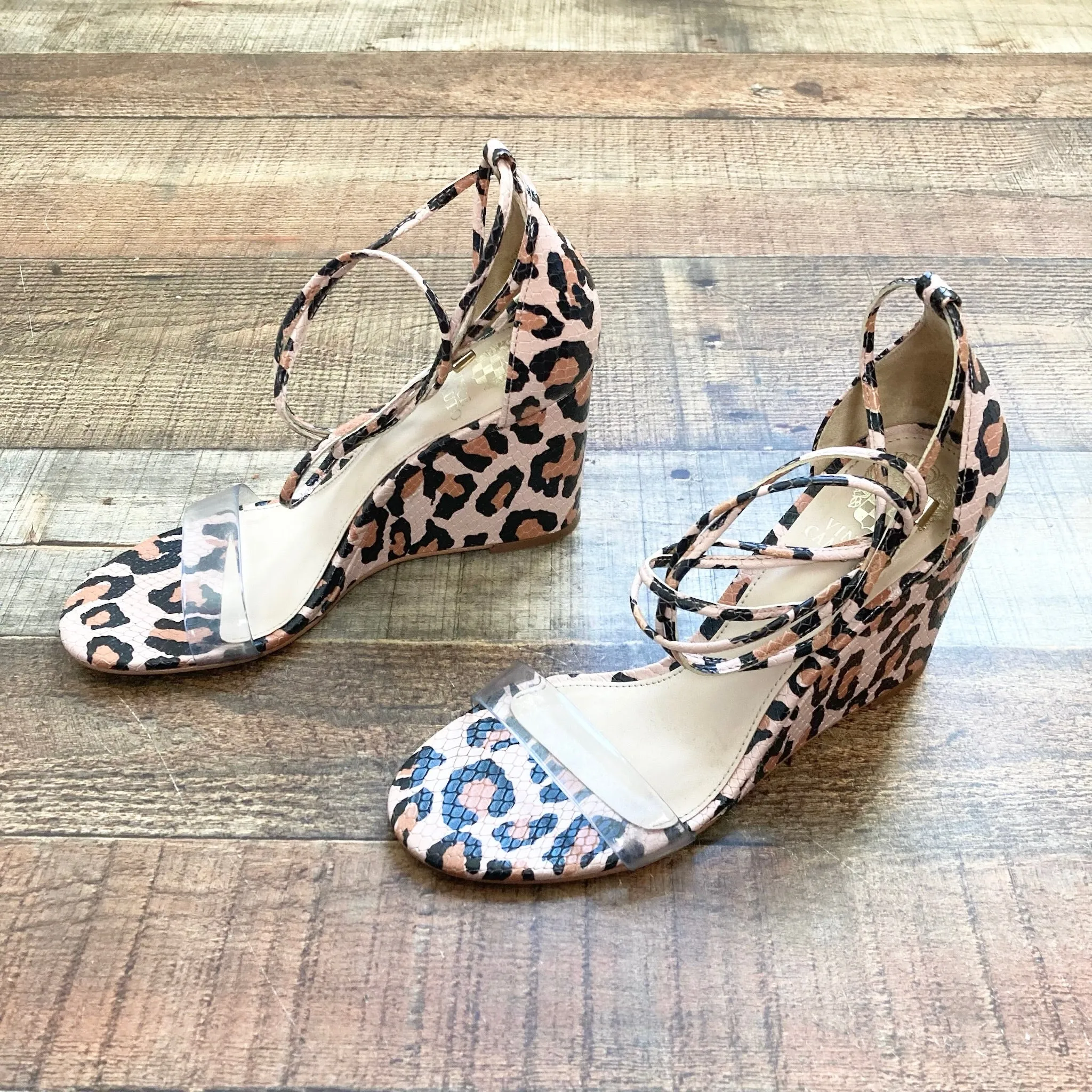 VINCE CAMUTO ANIMAL PRINT LACE UP WEDGE SANDALS- SIZE 6 ( ONLINE)